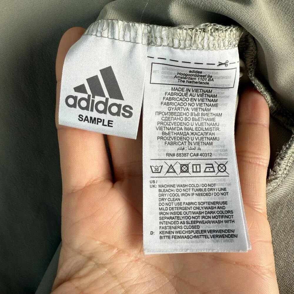 Adidas Golf Go To Vest NWOT Khaki Green Size Medium